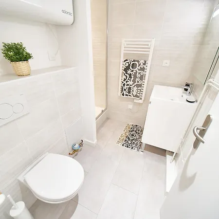 Appartamento - L'aennexe Lione